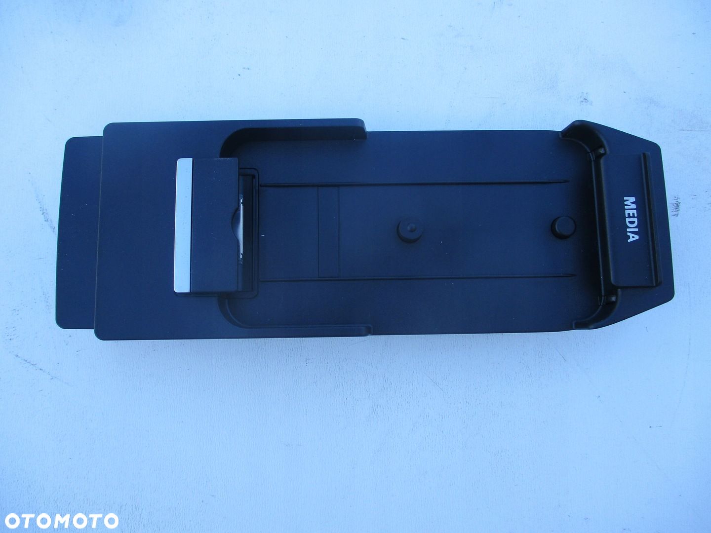 ADAPTER SNAP-IN BMW E70 E84 F06 F11 F25 2298309 - 1