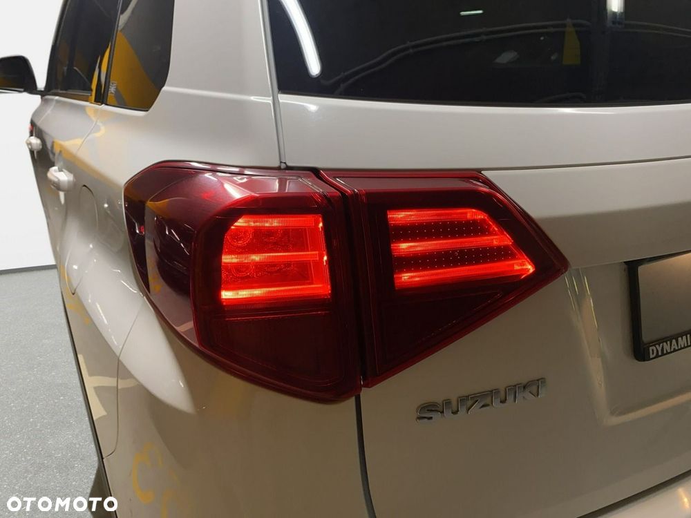 Suzuki Vitara - 12