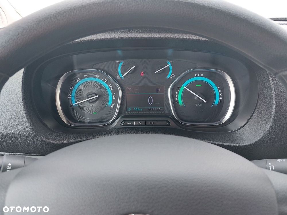Opel Vivaro - 8