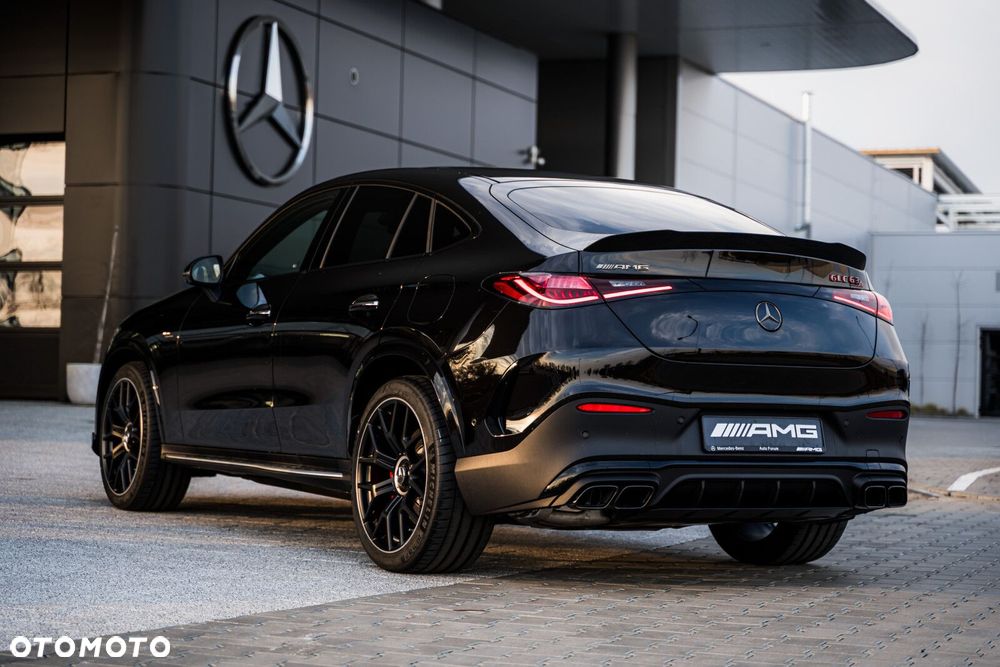 Mercedes-Benz GLC - 12