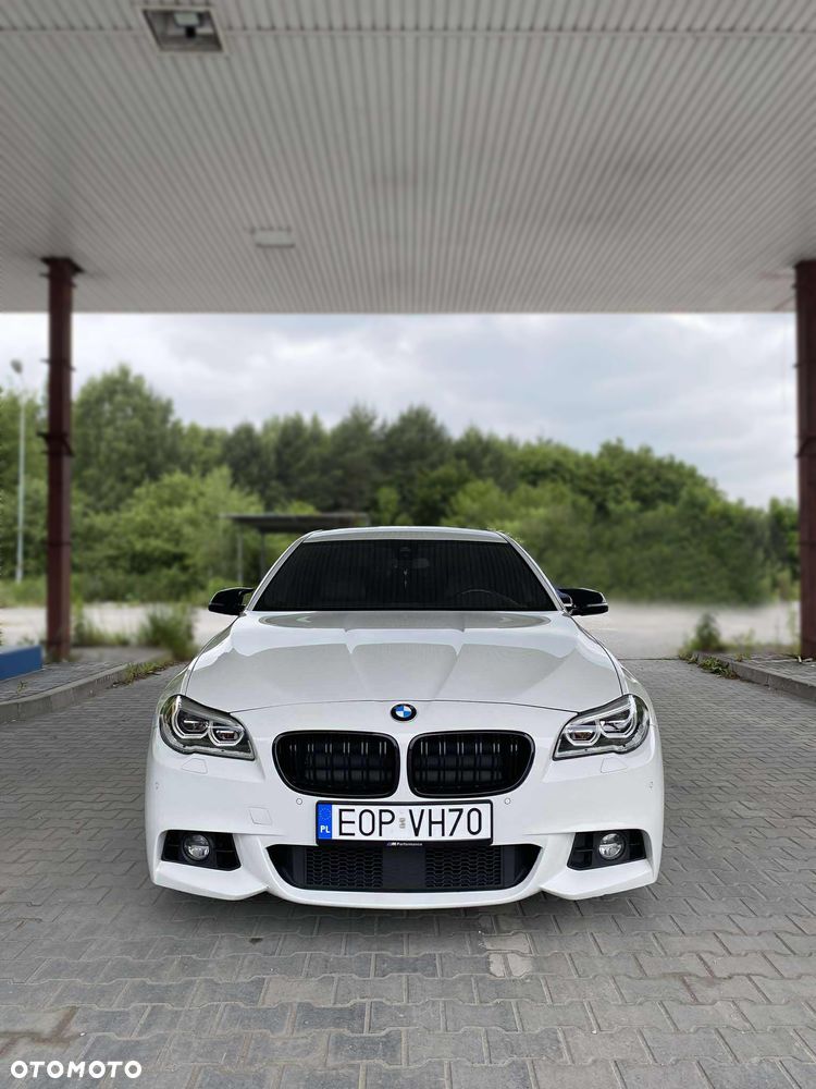 BMW Seria 5 530d xDrive - 10
