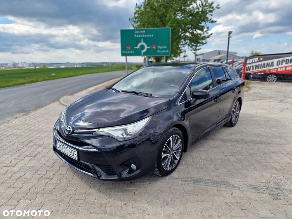 Toyota Avensis 2.0 D-4D Selection - 3