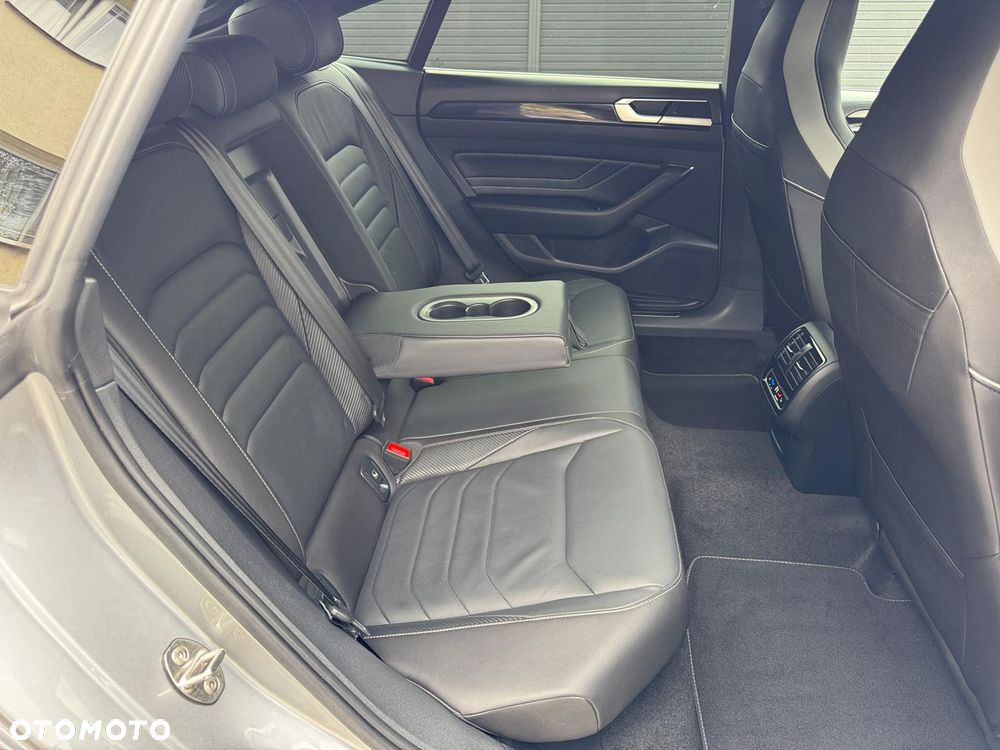 Volkswagen Arteon 2.0 TDI R-Line DSG - 36