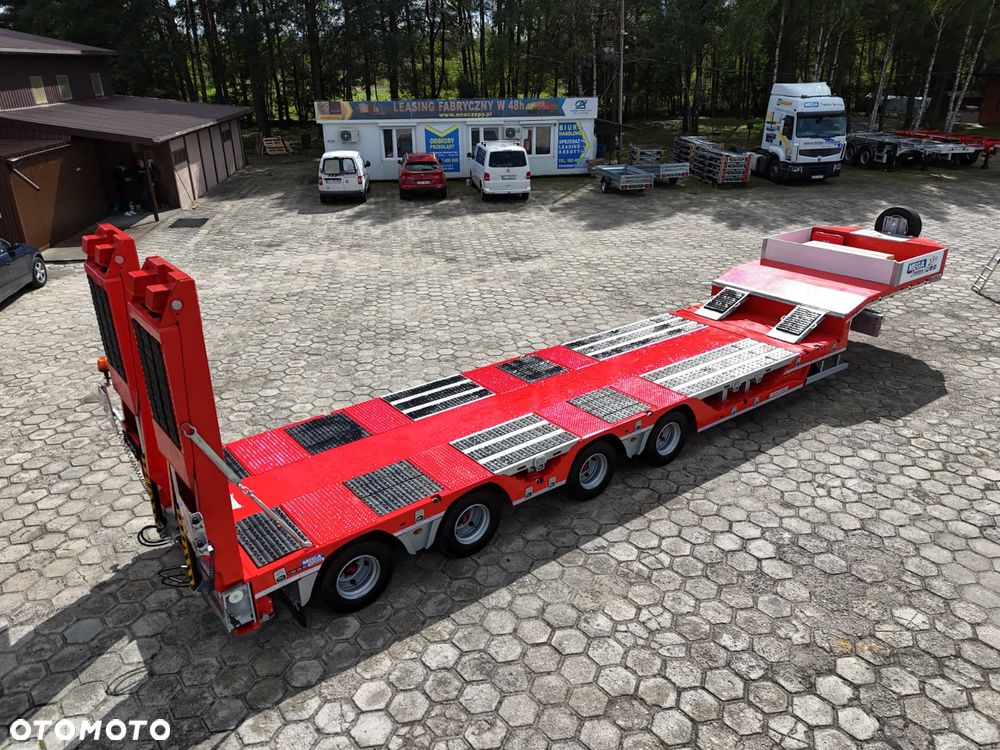 Inny 4 OSIOWA NISKOPODWOZIOWA z zagłębieniami na koła, rozciągana 5.000mm, długie najazdy 70T DMC - 9