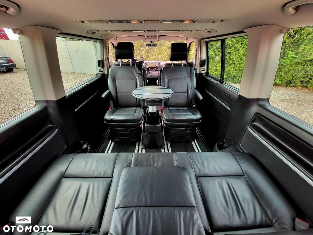 Volkswagen Multivan - 10