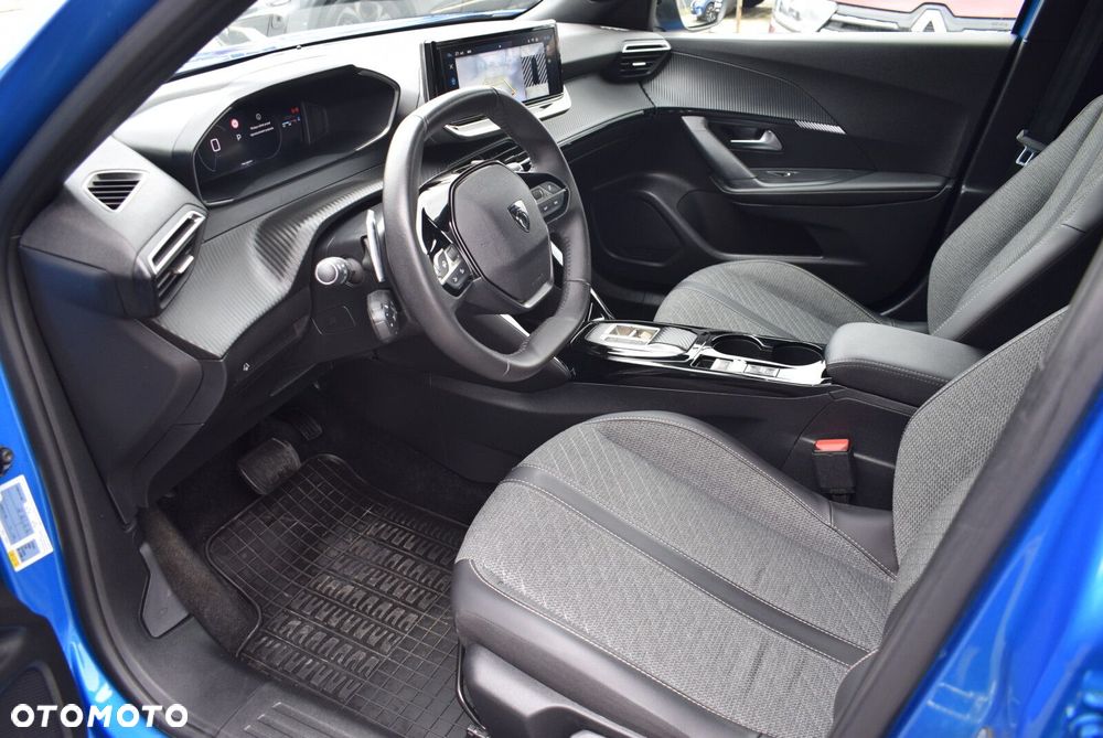 Peugeot 2008 1.2 PureTech Allure S&S EAT8 - 11