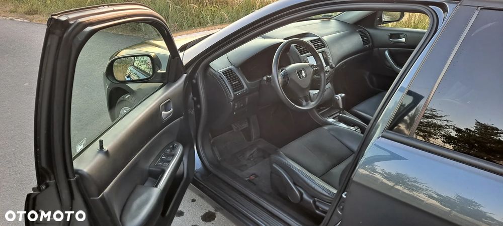 Honda Accord Tourer 2.0 i Automatik Sport - 22