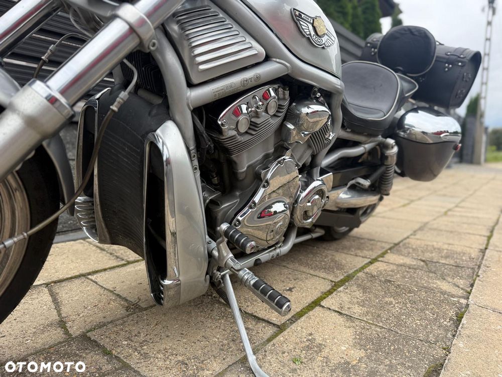 Harley-Davidson V-Rod Street Rod - 11