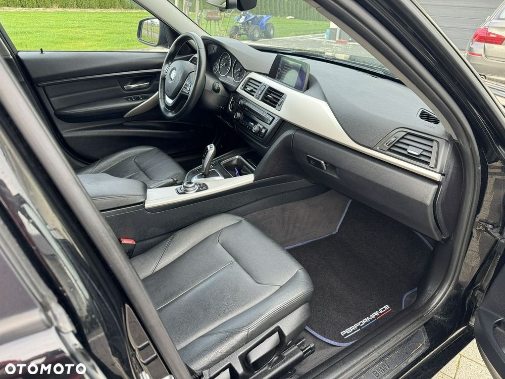 BMW Seria 3 318d Luxury Line - 14