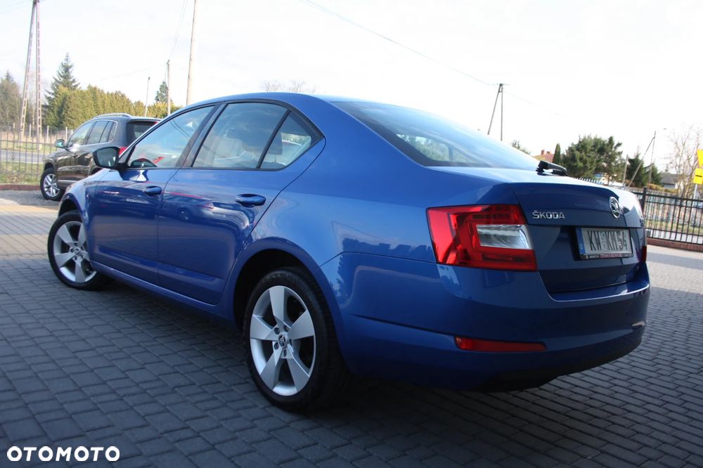 Skoda Octavia 2.0 TDI Premium Edition - 5