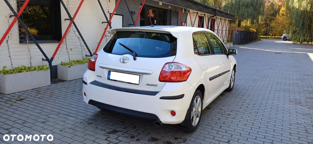 Toyota Auris - 7