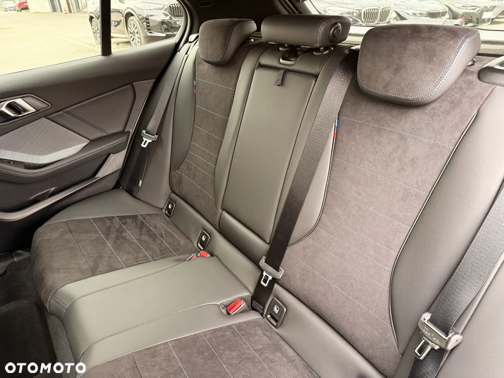 BMW Seria 1 120 - 32