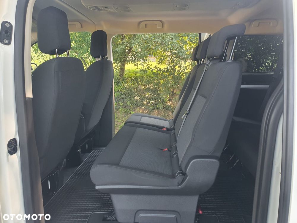 Peugeot Traveller L2 2.0 Allure - 19