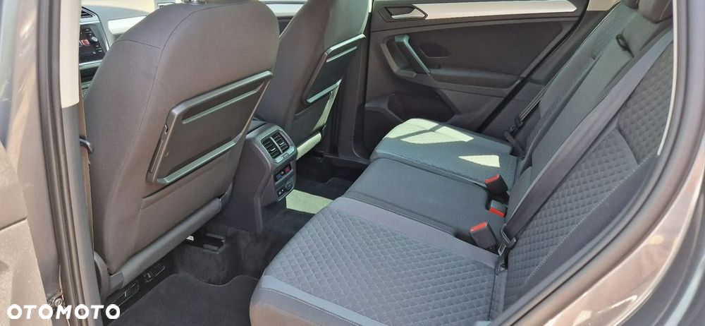 Volkswagen Tiguan - 27