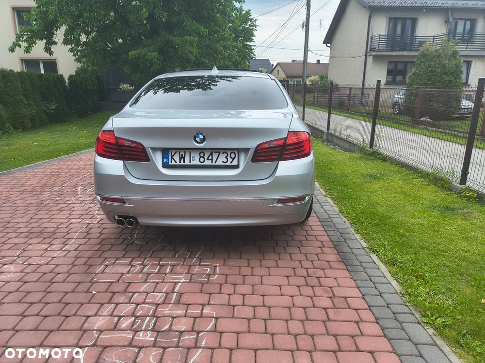 BMW Seria 5 520d xDrive Luxury Line - 4