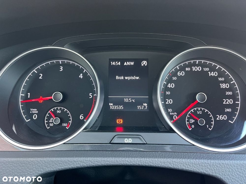 Volkswagen Golf Variant 2.0 TDI SCR Highline - 12