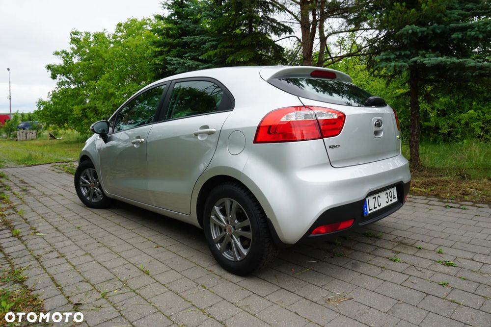 Kia Rio 1.4 Dream-Team Edition - 10