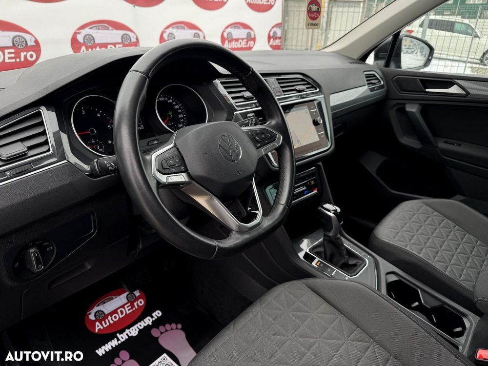 Volkswagen Tiguan - 5