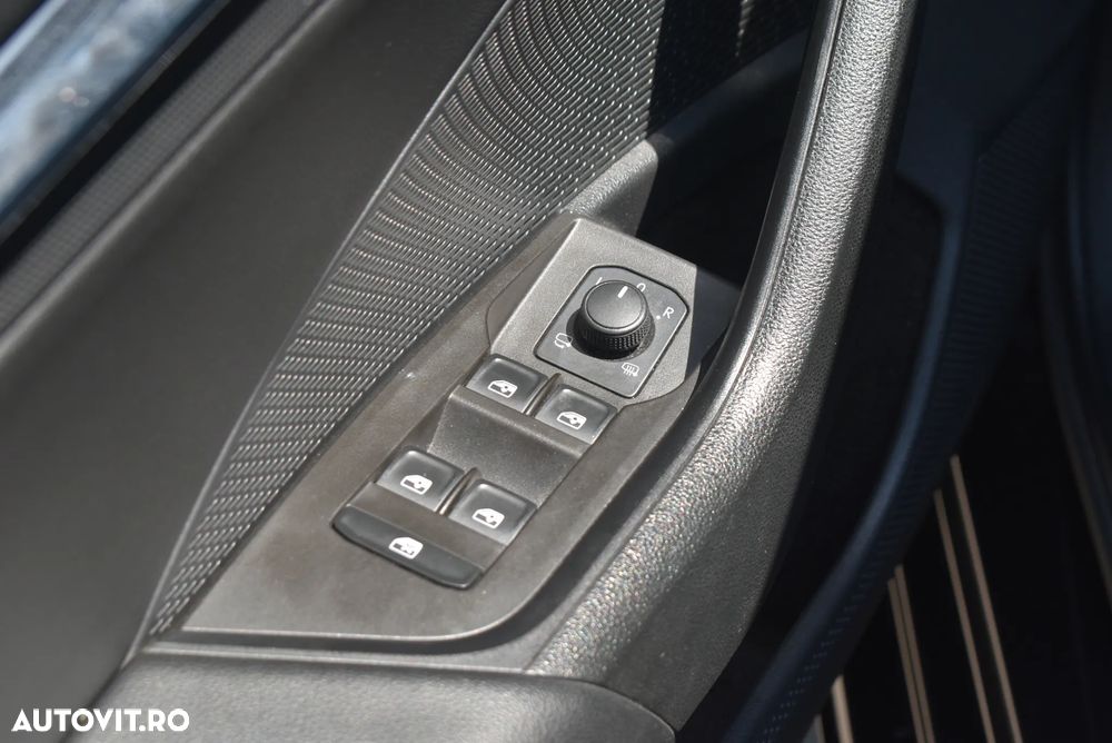 Skoda Octavia 2.0 TDI DSG Style - 12