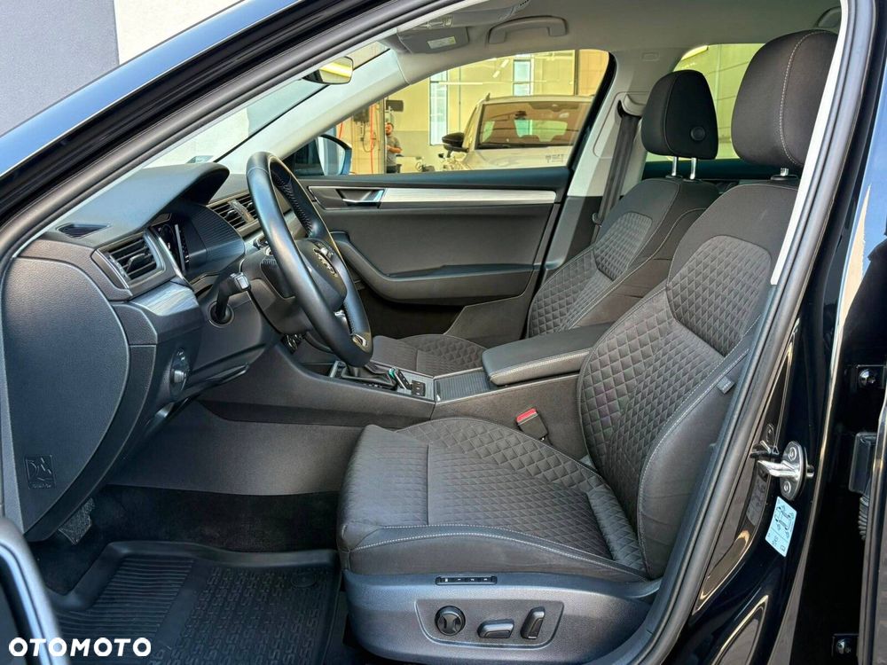 Skoda Superb 2.0 TSI Ambition DSG - 10