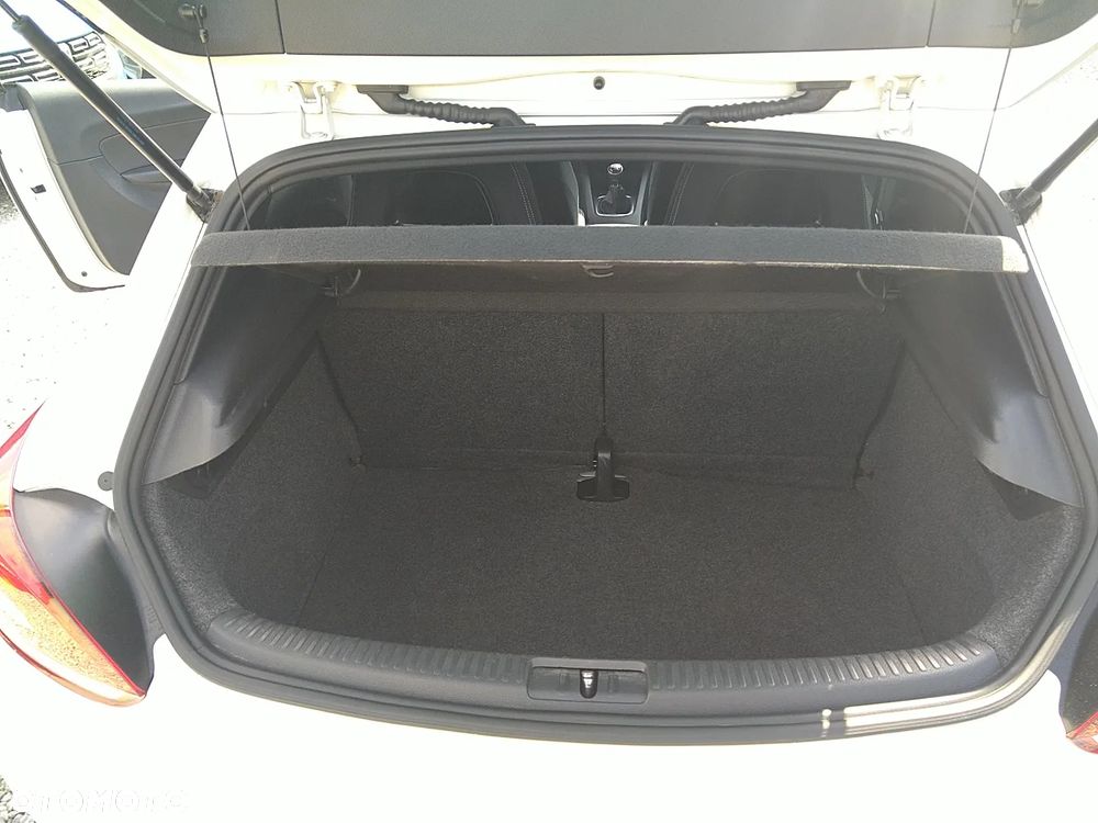 Volkswagen Scirocco - 15