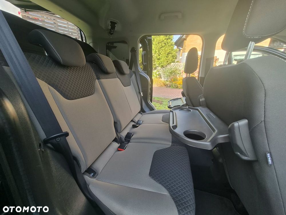 Ford Tourneo Courier - 20
