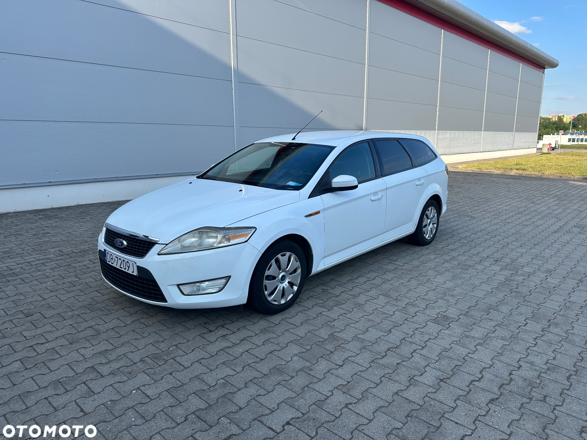 Ford Mondeo 1.8 TDCi Ambiente - 3