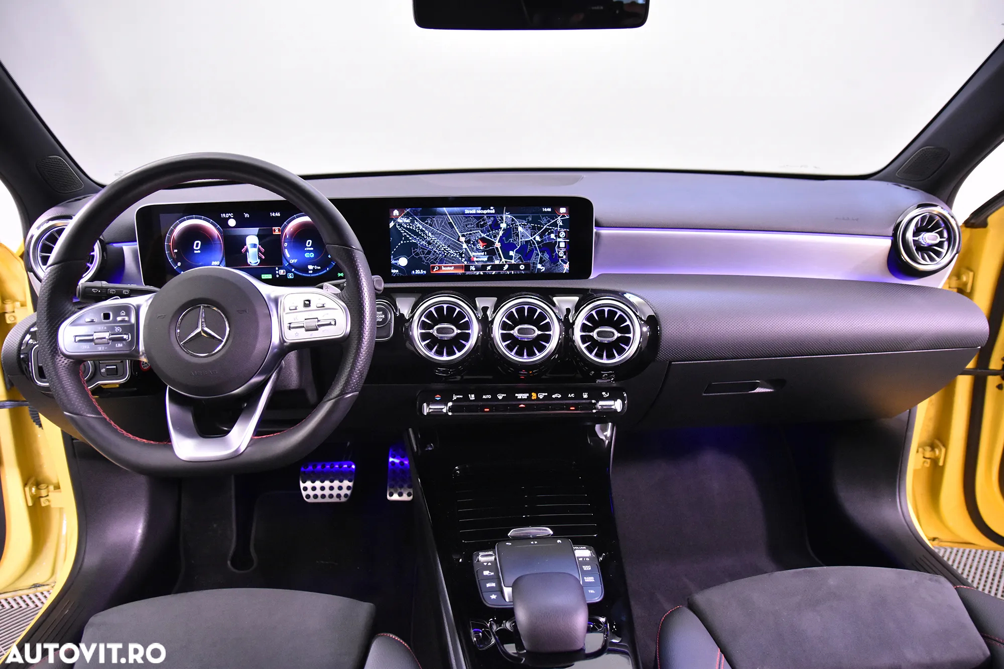 Mercedes-Benz A 250 e 8G-DCT AMG Line - 10