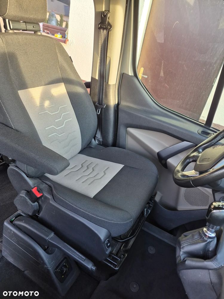 Ford Tourneo Custom 2.0 EcoBlue L2 Titanium - 15