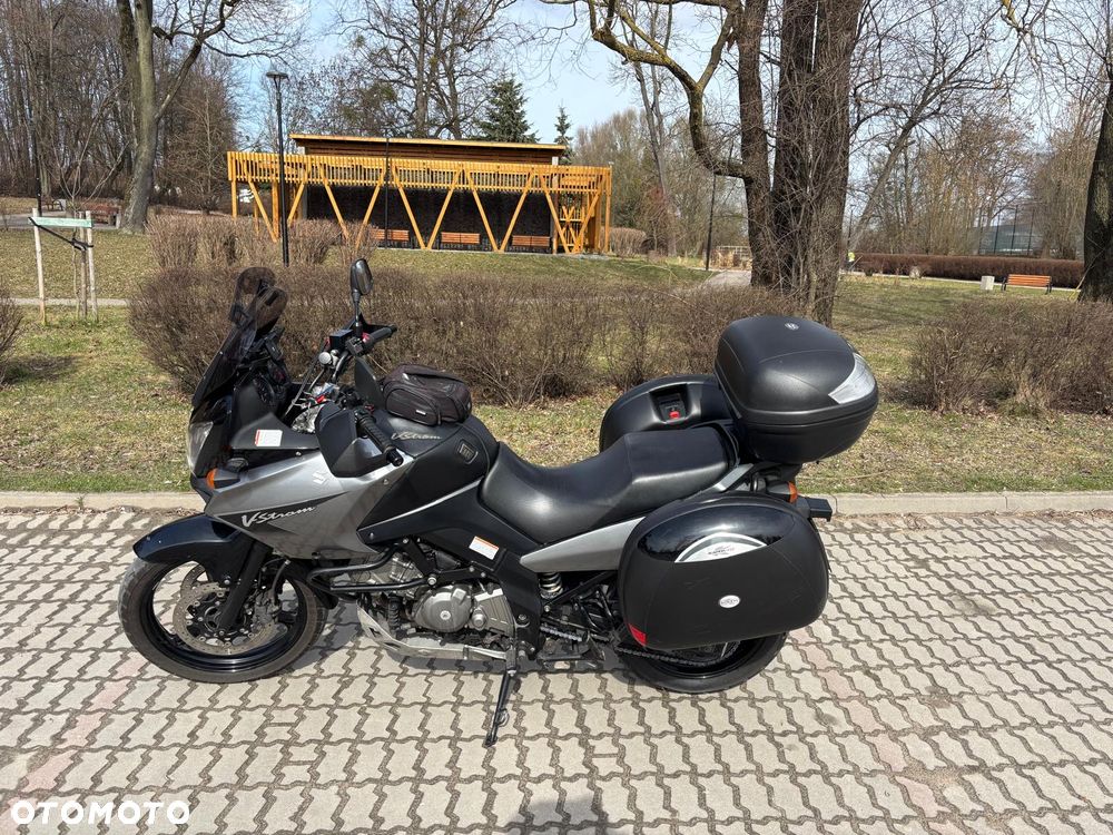 Suzuki V-STROM - 4
