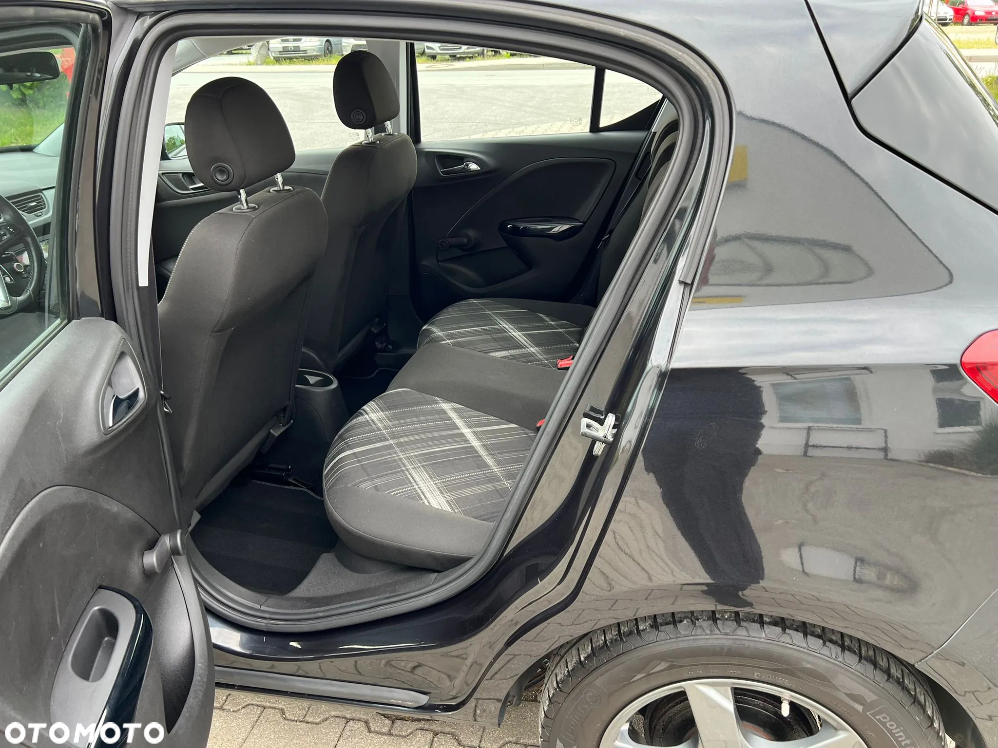 Opel Corsa 1.4 Color Edition - 18