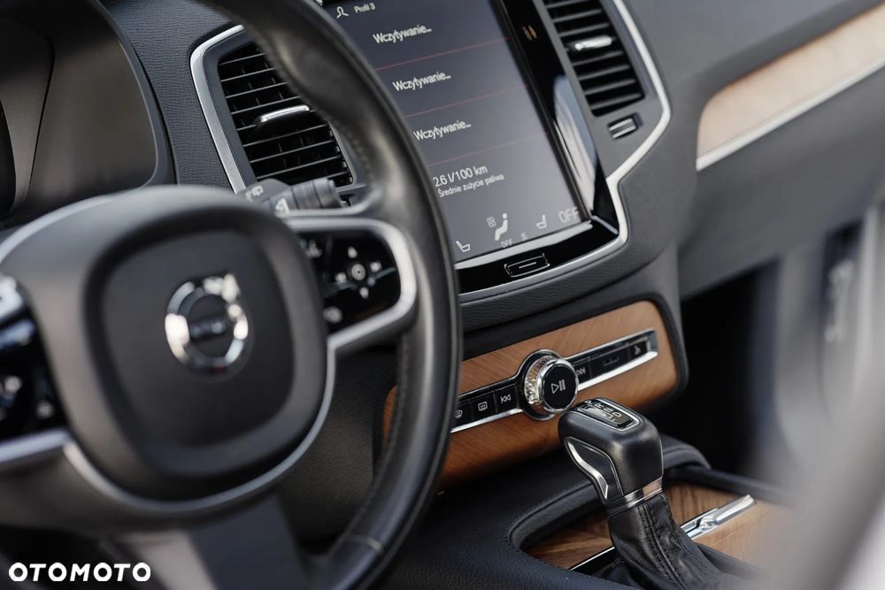 Volvo XC 90 T6 AWD Momentum 7os - 15