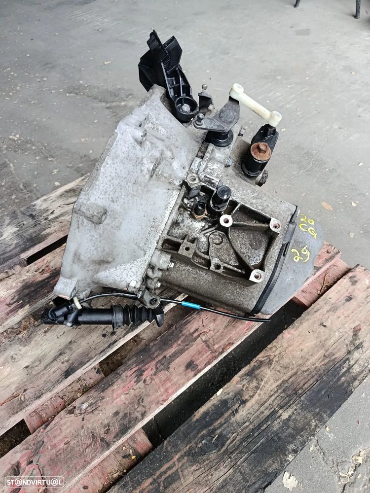 Caixa de velocidades Peugeot 207 1.6 VTi REF: 20CQ28 - 2