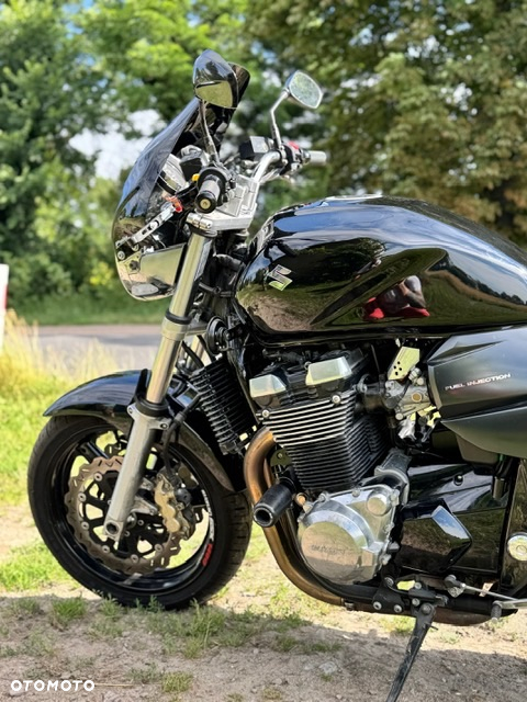 Suzuki GSX - 5