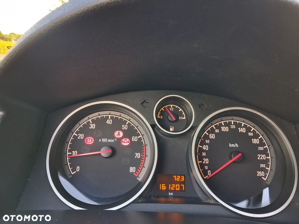 Opel Astra - 29