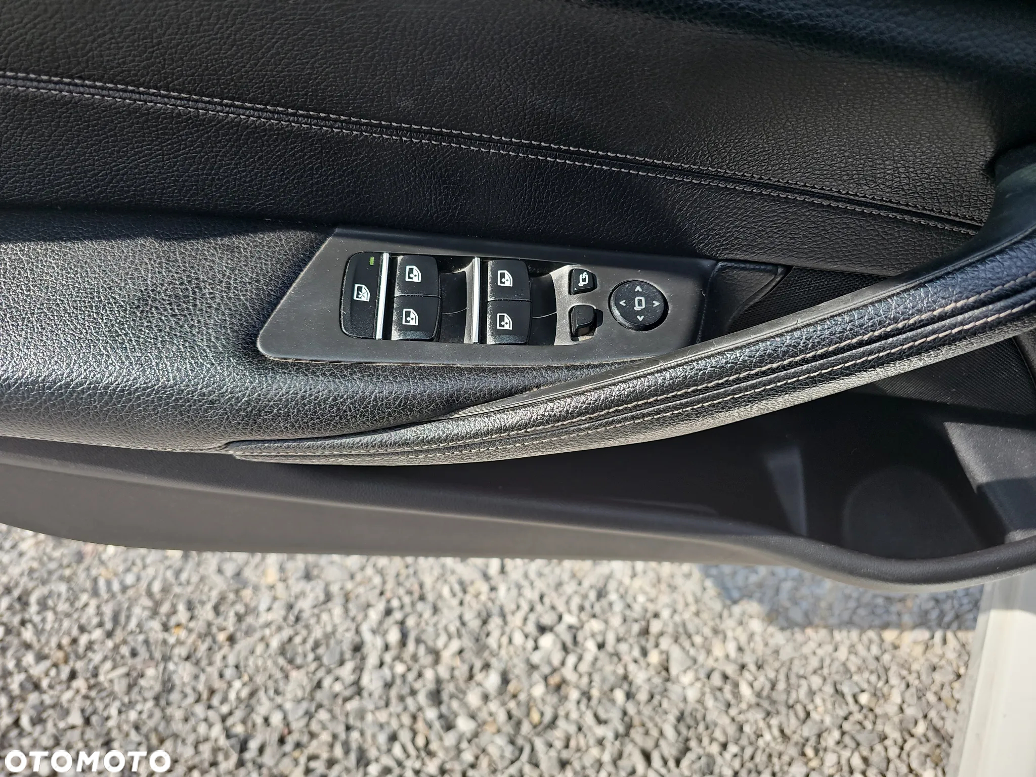 BMW Seria 5 518d Sport Line - 12
