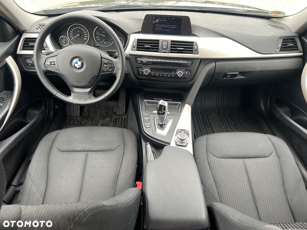 BMW Seria 3 316d - 36