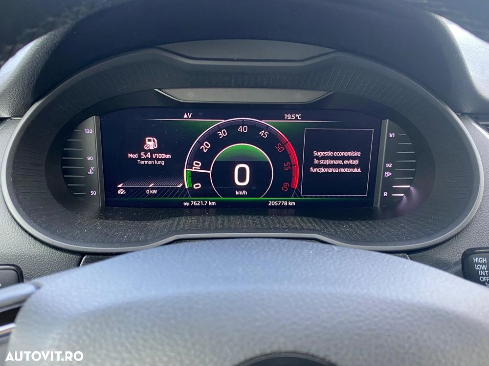 Skoda Octavia Combi Diesel 1.6 TDI Active - 8
