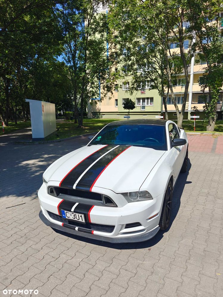Ford Mustang - 3