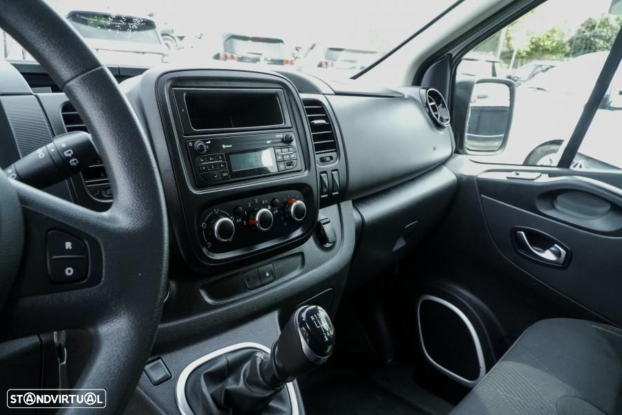 Nissan NV300 - 18