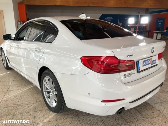 BMW Seria 5 520d Aut. - 4