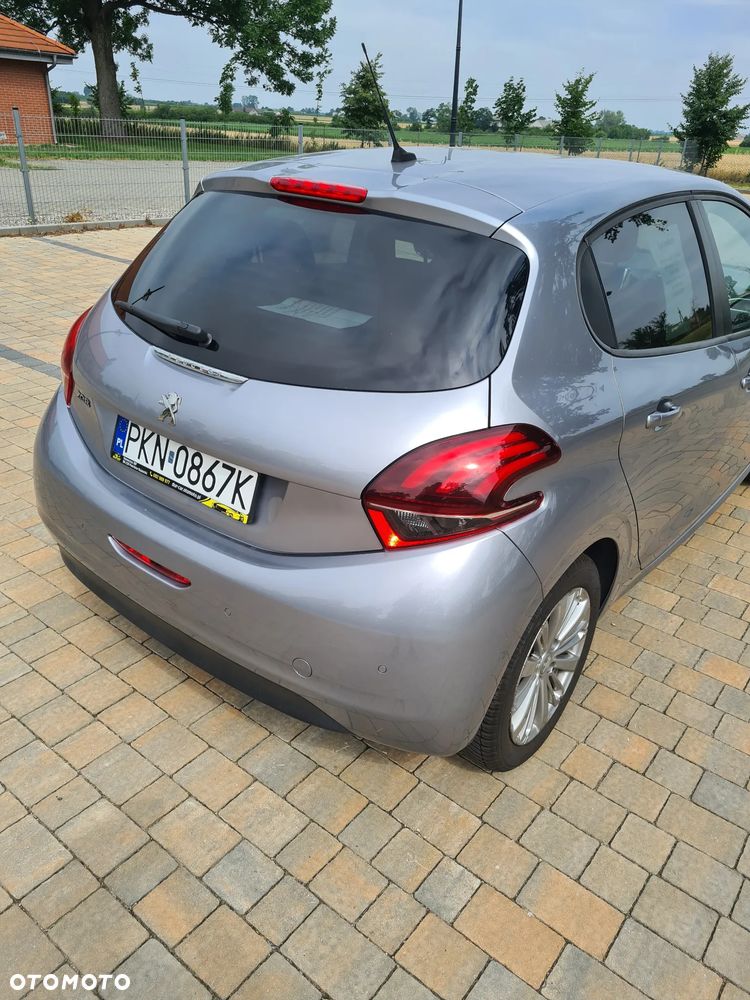 Peugeot 208 BlueHDi 100 Active - 7