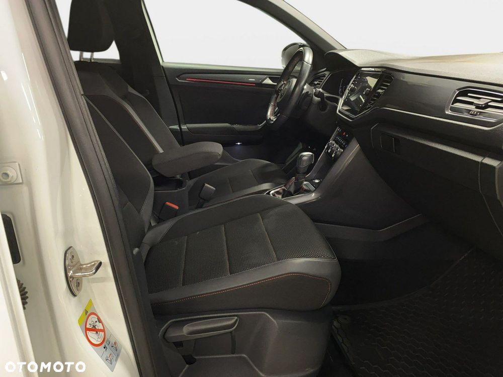 Volkswagen T-Roc - 14