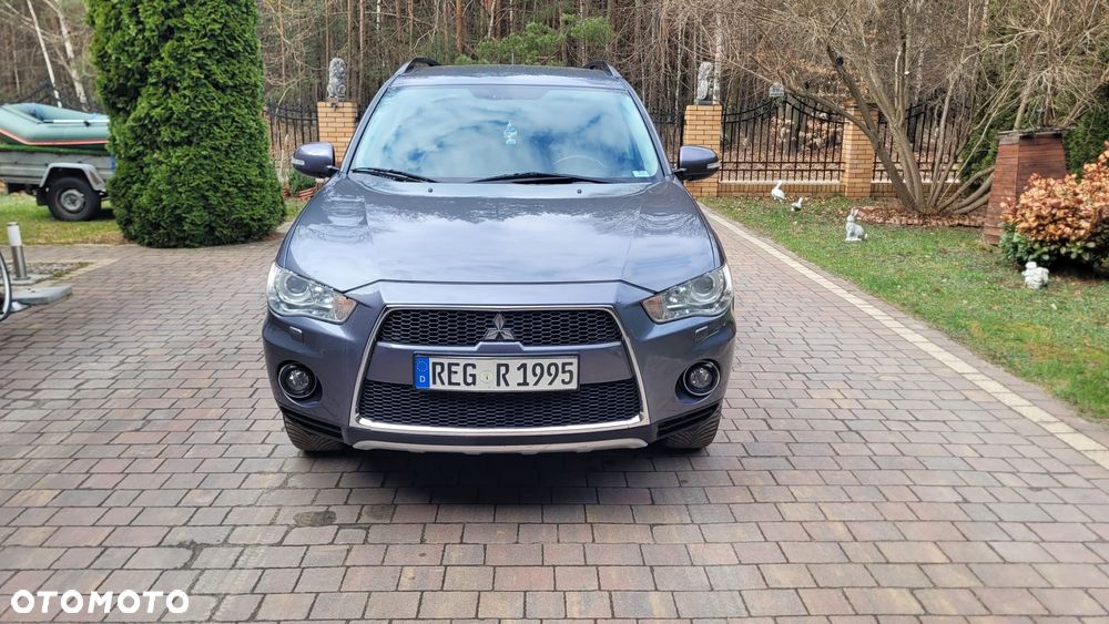 Mitsubishi Outlander 2.2 DI-D 4WD Invite - 3