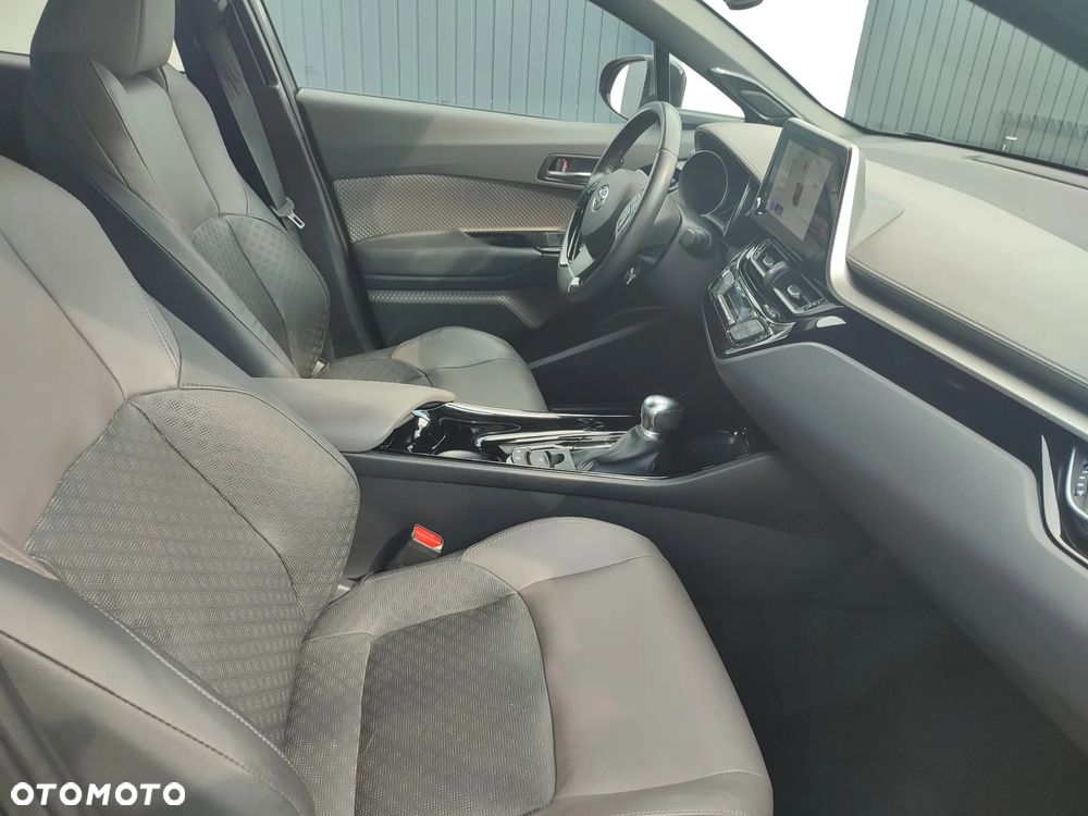 Toyota C-HR 2.0 Hybrid Dynamic Force Executive - 9