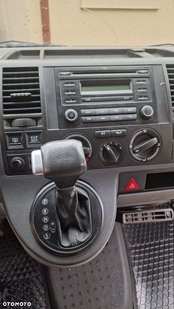 Volkswagen T5 - 16