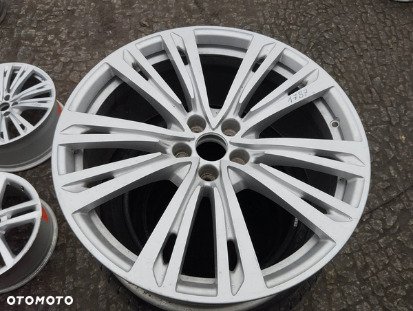 Felga Audi A8 1szt 9J x 20'' ET 40 4N0601025 Q 5x112