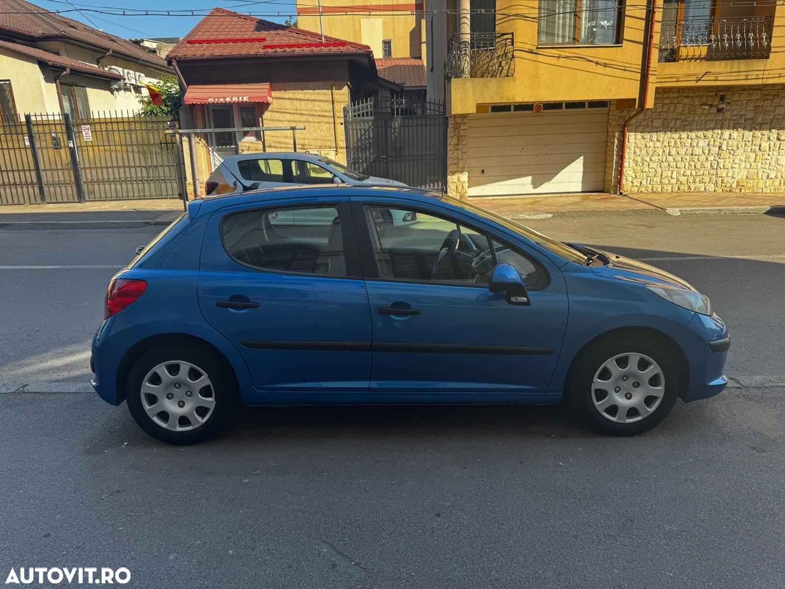 Peugeot 207 1.4HDI Urban - 4