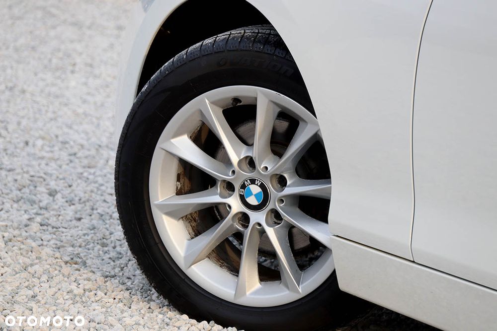 BMW Seria 1 116i Sport Line - 38