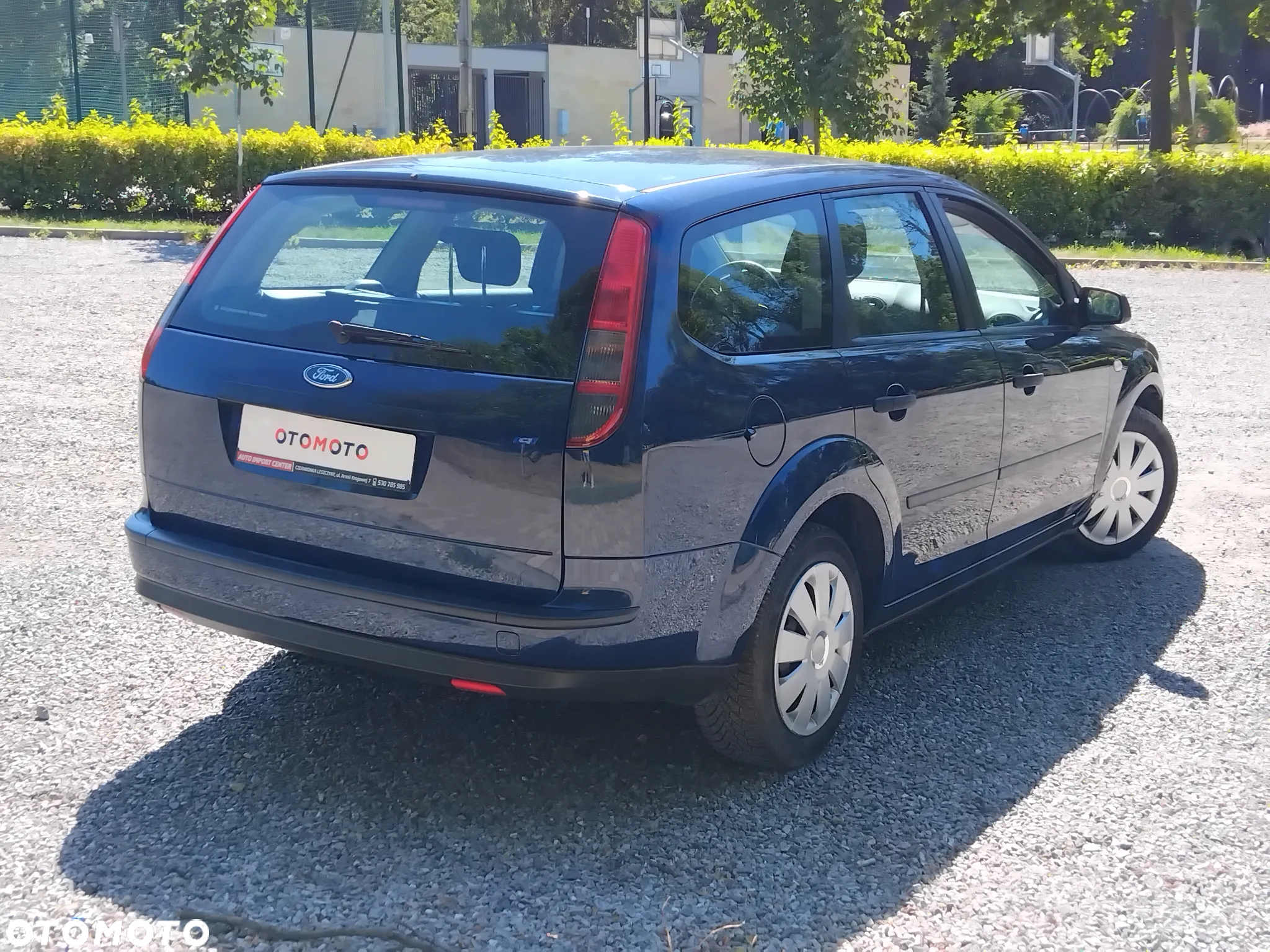 Ford Focus Turnier 2.0 16V Style - 22